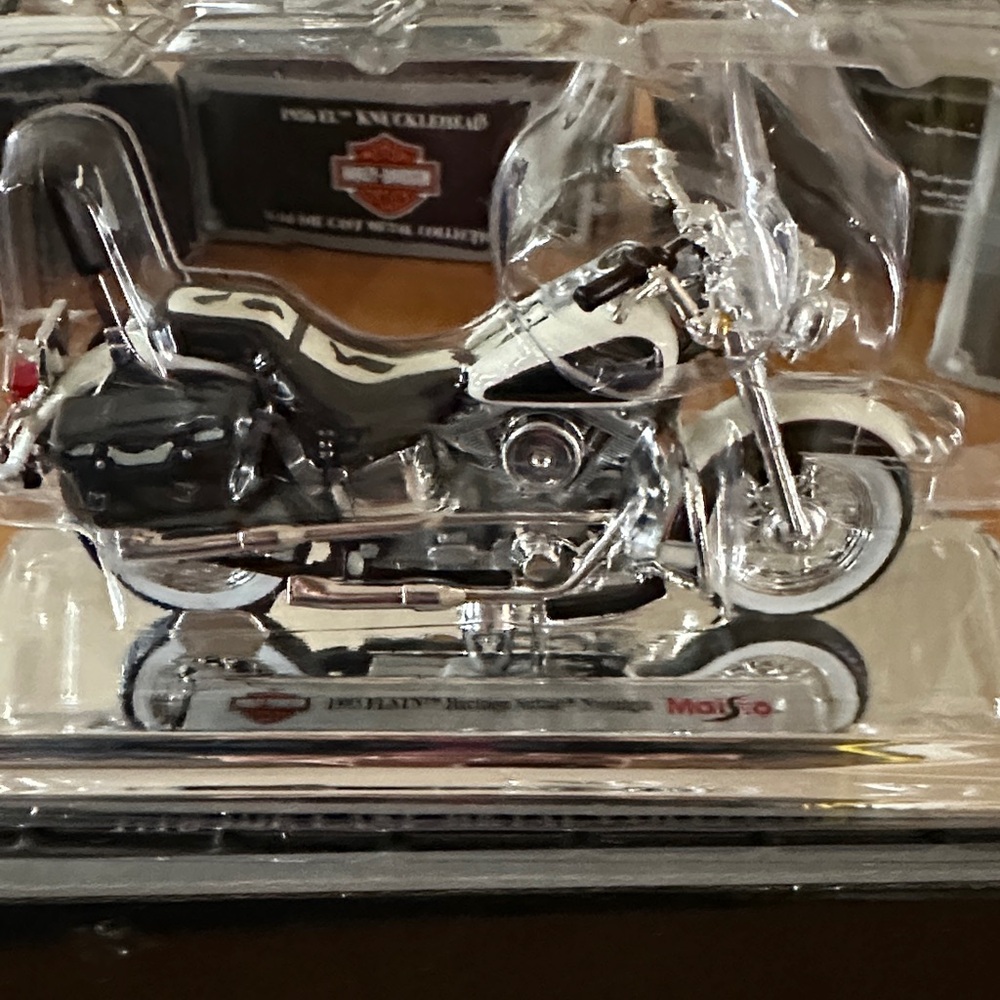 Harley-Davidson Black and Silver Motorcycle Model